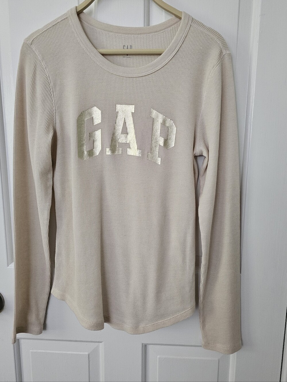 GAP LONG SLEEVE T-SHIRT